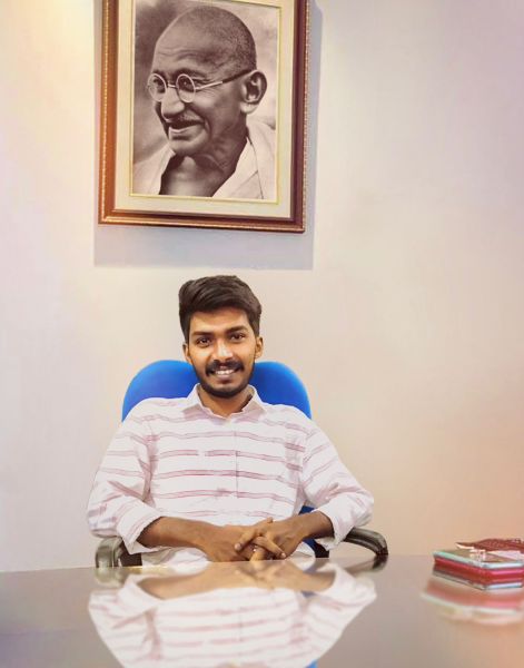 File:Jeeva Pilli.jpg