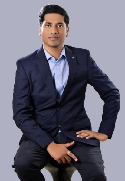 File:Yogesh Apte.jpeg